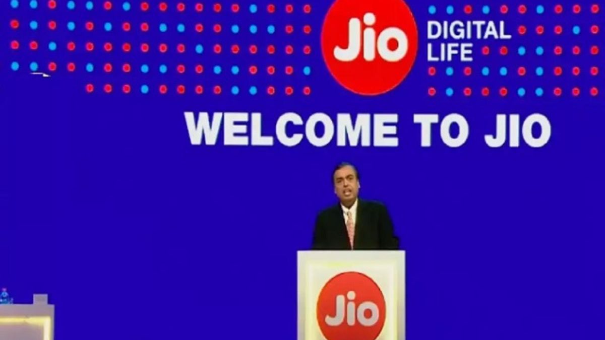 ril-chairman-mukesh-ambani-hints-at-new-5g-plans-promises-to-cover-entire-nation-with-5g-by-december